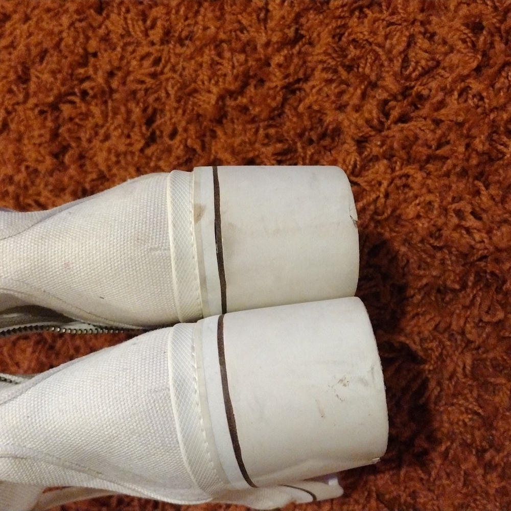 Michael Kors heeled combat boots - Picture 3 of 5